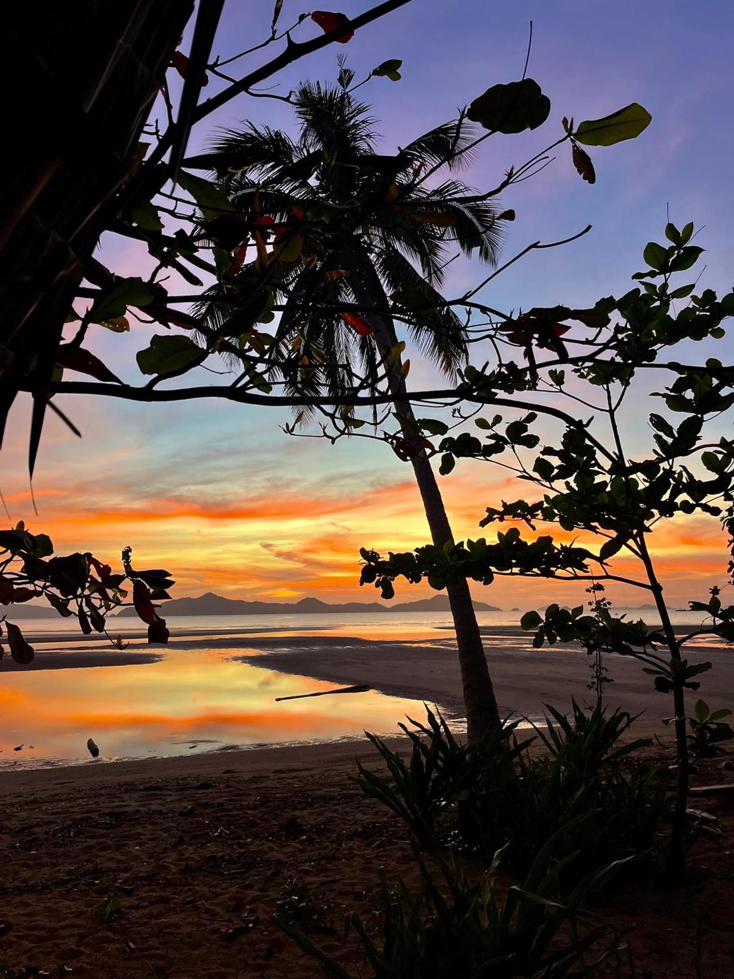 Efrena Agro Tourism Beach 爱妮岛 外观 照片